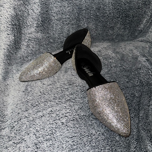 Sparkly flats - Picture 4 of 4